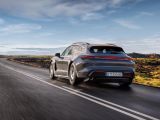 Drei neue Porsche Taycan - Bild 16