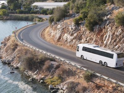 MAN zeigt ersten vollelektrischen Reisebus