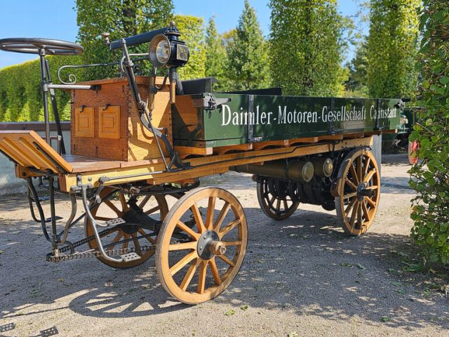 Mit vier PS und zwei Zylindern startete das Lkw-Zeitalter - Bild 1