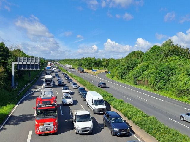 Stauprognose: Der Urlaubsverkehr nimmt deutlich zu - Bild 1