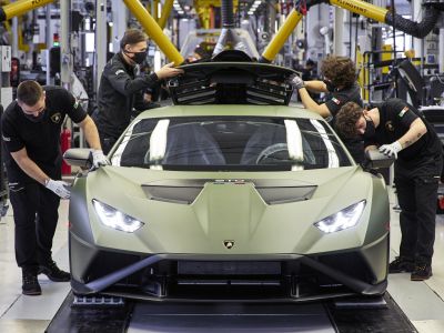 Über 8400 neue Lamborghini