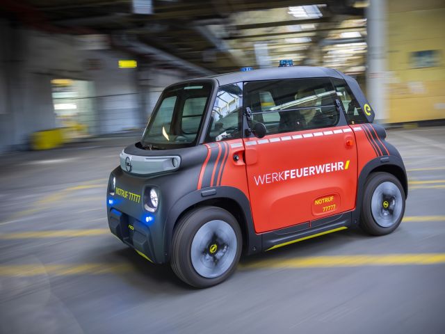 Die Werkfeuerwehr fährt Opel Rocks-e  - Bild 1