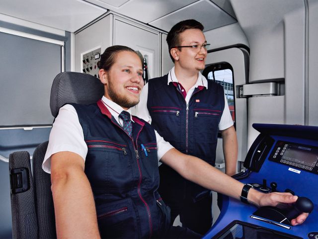 Die Bahn schafft 9000 neue Jobs - Bild 1