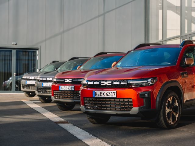 Dacia Bigster zur Probefahrt bereit - Bild 1