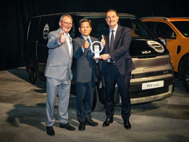 Kia PV5 ist “International Van of the Year 2026” - Bild 1