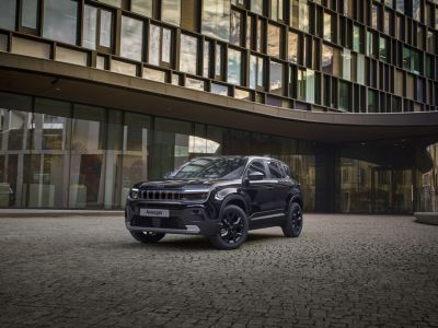 Jeep Avenger als „Black Edition“