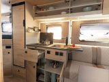 Caravan Salon 2026: Dethleffs präsentiert den schlanken Just Van und den Trend I 2072 - Bild 5
