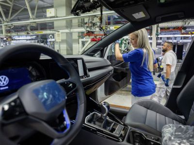 Volkswagen kündigt einige Tarifverträge
