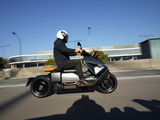 Fahrbericht BMW CE 04: Der „Wow“- und „Huuiii“-Effekt - Bild 3