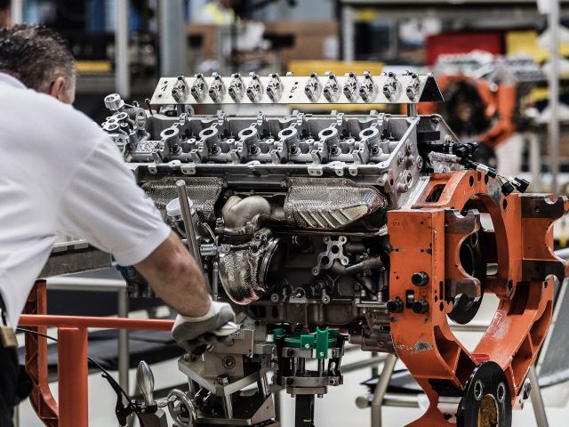 60 Jahre Motoren aus Köln: Ford liefert alles von 40 PS bis V12 - Bild 1