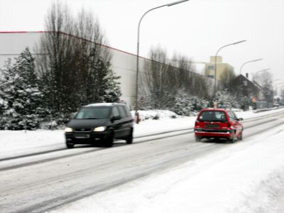 Ratgeber: Sicher unterwegs bei Eis und Schnee