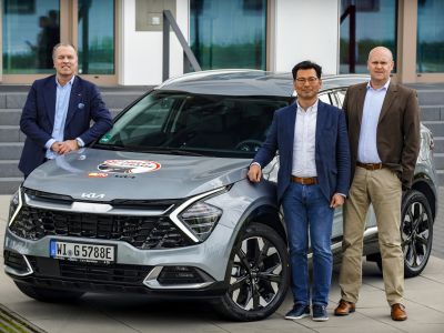 AvD und Kia Deutschland kooperieren bei „Held der Straße“-Aktion