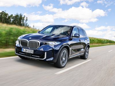 BMW verfeinert X5 und X6