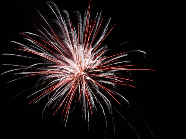  Silvester: Versicherer rechnen mit 1000 Fahrzeugbränden - Bild 1