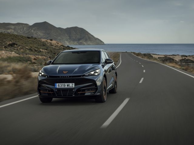 Cupra startet Modelloffensive mit Tavascan und Born VZ - Bild 1