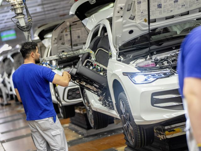 Seit 50 Jahren rollt er vom Band – und rollt und rollt ... - Bild 1