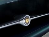Zwei Jaguar E-Type beim Juwelier - Bild 8