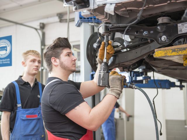 Auch Markenwerkstätten zeigen Preisunterschiede - Bild 1