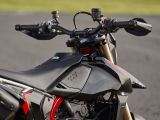 Ducati Hypermotard 698 jetzt auch in Schwarz mit zwei Extras - Bild 4