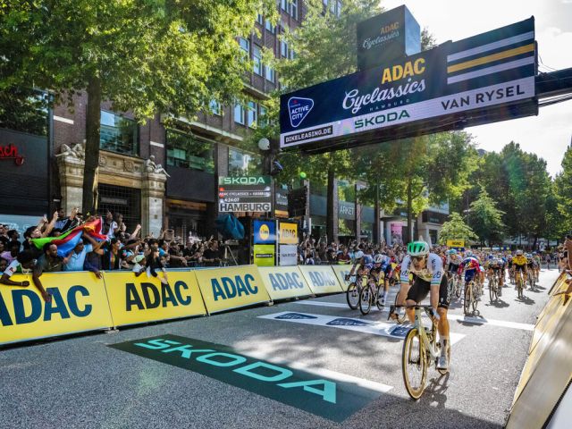 Skoda unterstützt die Cyclassics in Hamburg - Bild 1