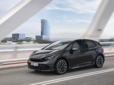 Cupra Born bekommt Leistungsspritze per Knopfdruck