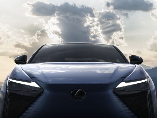 Weltpremiere für den Lexus RZ 450e - Bild 1