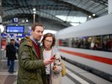 Die Bahn steuert mit mehr Servicepersonal und mehr Sitzplätzen gegen - Bild 4