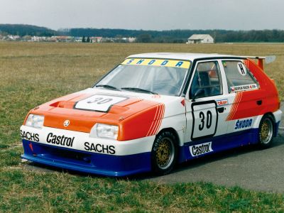 AvD-Oldtimer-Grand-Prix: Skoda kommt mit sportlichen Raritäten