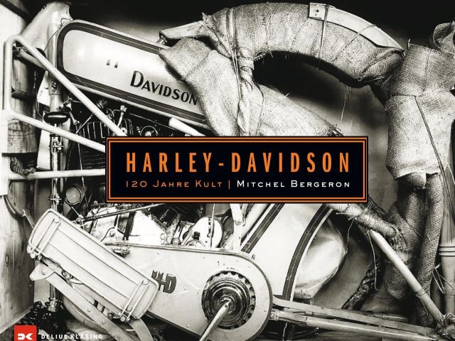 Im Bücherregal: 120 Jahre Kult in 350 Bildern - Bild 1