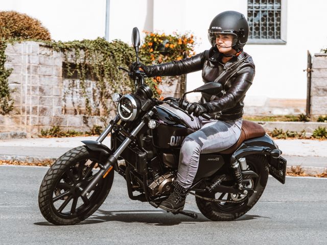 Kleiner Cruiser von QJ Motor - Bild 1