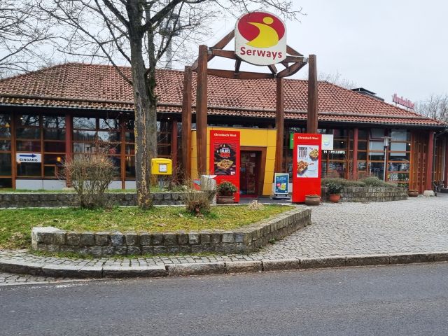 Autobahn-Raststätten sind oft nur Mittelmaß - Bild 1