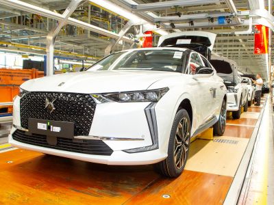 Produktion des DS 4 Hybrid hat begonnen