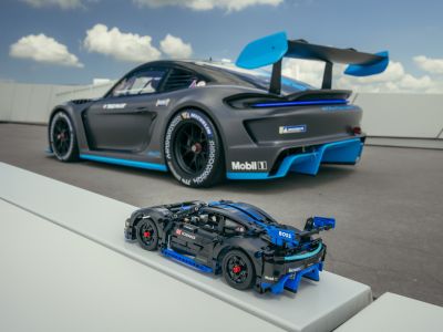 Sommerferienprogramm: Porsche trifft Lego