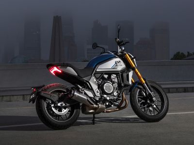 Die CF Moto 700 CL-X kommt für 7199 Euro