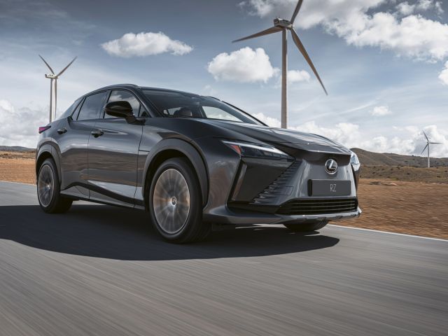 Der Lexus RZ 450e kann bereits vorreserviert werden - Bild 1