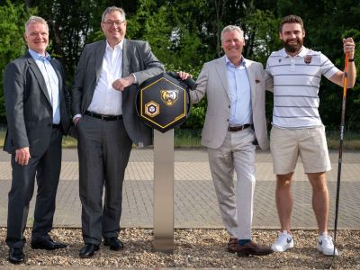 Zwanzig Wallboxen für die Grizzlys