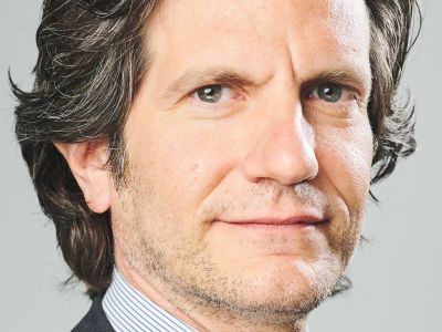 Piaggio-Chef führt den europäischen Motorradverband