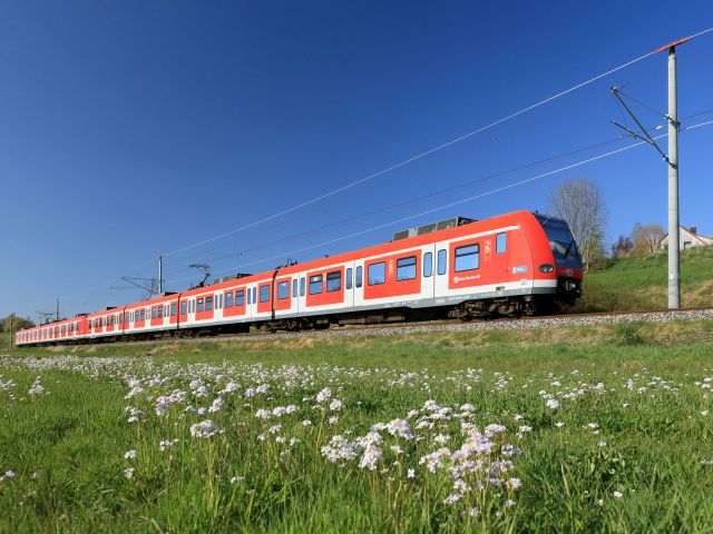 Neun-Euro-Ticket und Tankrabatt: Der ADAC zieht Bilanz - Bild 1