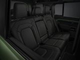 Land Rover taucht den Defender in Grasmere Green - Bild 8
