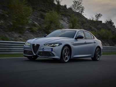 Alfa Romeo Giulia und Stelvio schließen zum Tonale auf