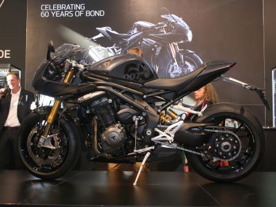 Triumph Bond Edition bringen 117.000 Euro für sterbenskranke Kinder