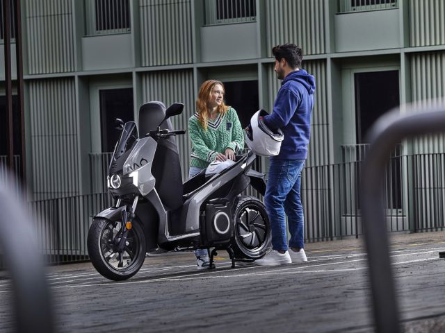 Der Seat Mó kommt als Kleinkraftroller - Bild 1