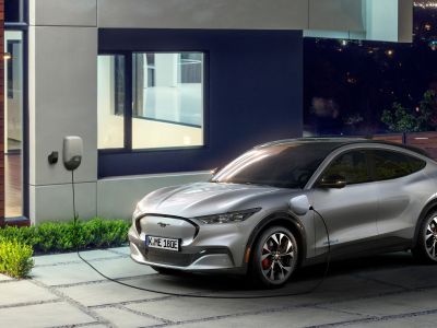 Ford stellt Versicherungsrechner online