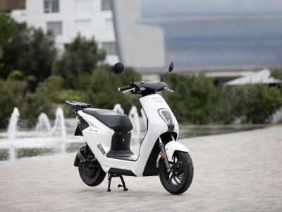 Hondas erster E-Roller ist da