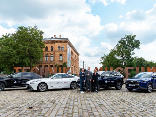 Toyota stellt 300 Fahrzeuge für die Special Olympics World Games - Bild 1