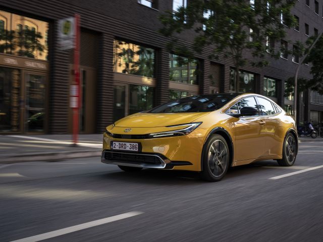 Der Toyota Prius rollt mit 100 PS mehr an - Bild 1