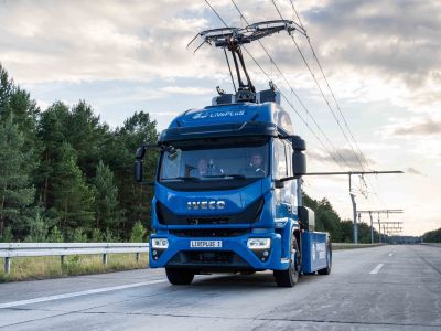 RWTH Aachen demonstriert Praxistauglichkeit von E-Lkw mit Stromabnehmer