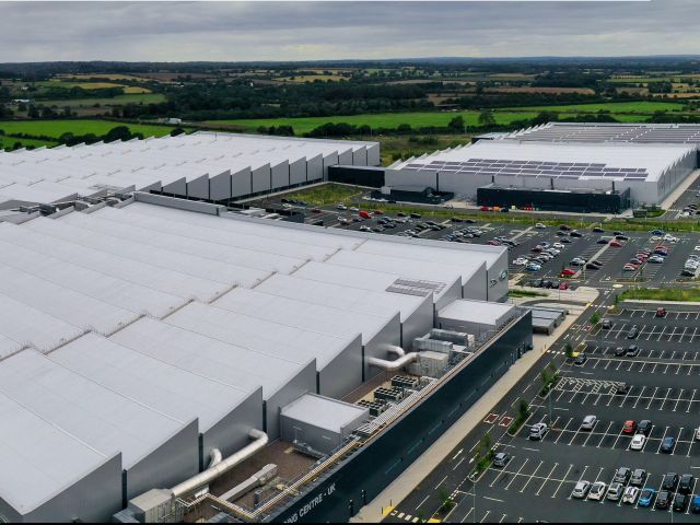 Jaguar Land Rover will eigene Solar-Energie erzeugen - Bild 1