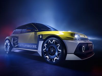 Der frühe Vogel fängt den Renault