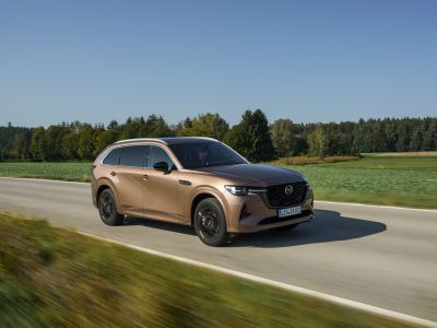 Mazda geht unter die Camper